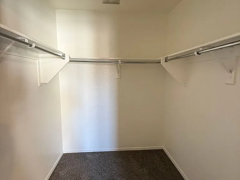 11214 W Pierce St — Photo 11