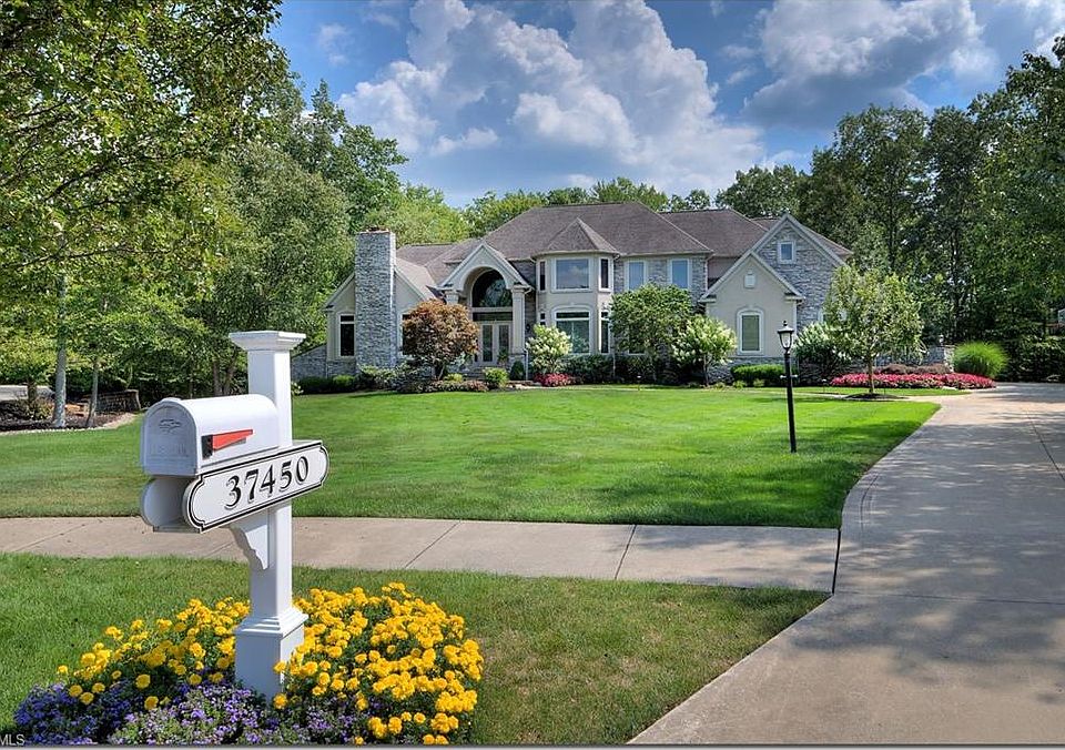 1st image of 37450 Broadstone Dr