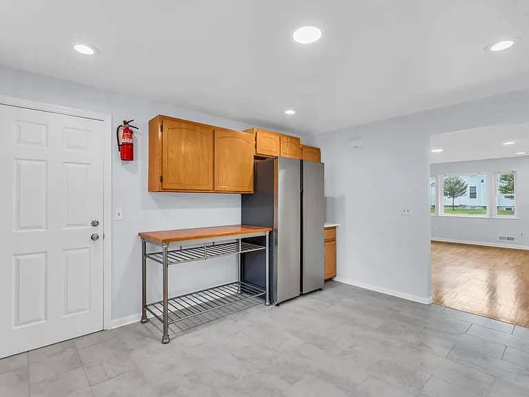63 Livingston Ave #A — Photo 11