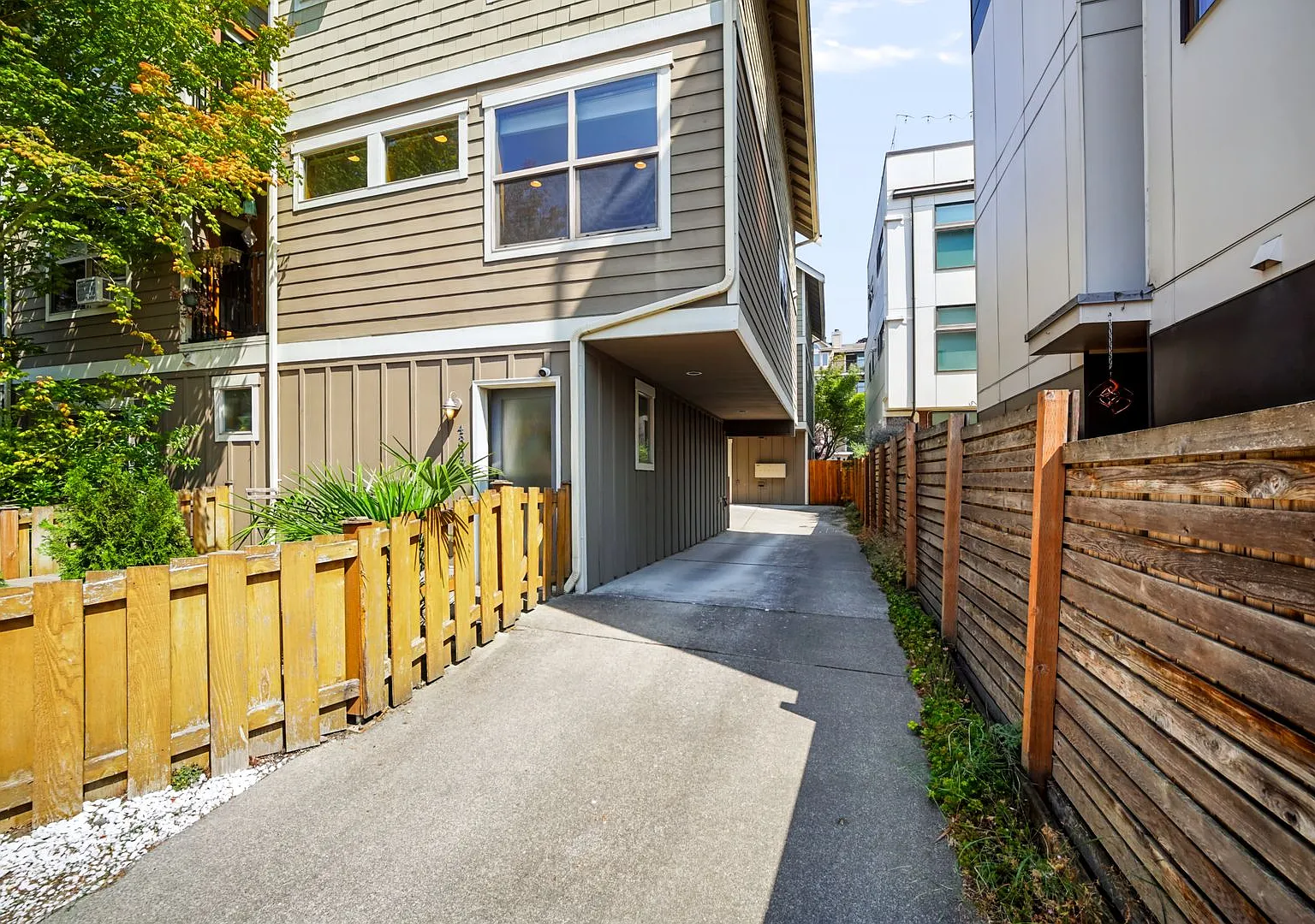 Spacious 2-Bedroom, 2.5-Bath Home in West Seattle with Garage! — Photo 1