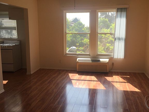 4th image of 297 Marengo Ave #306