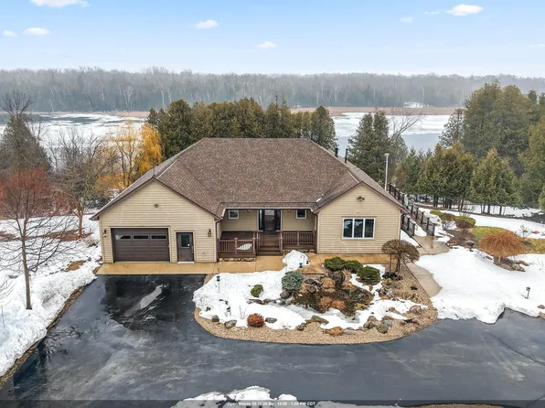 658 N Forest Dr, Forestville, WI 54213