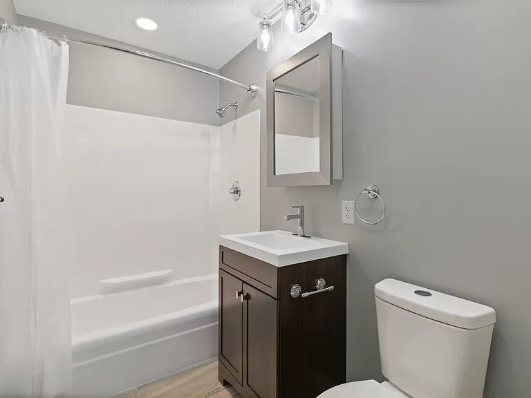 Emerson Place — Photo 32