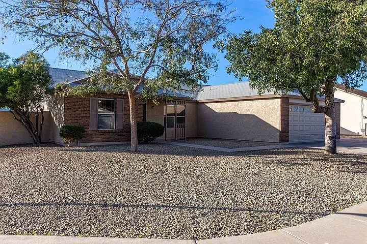 Building Photo - 6704 N 79th Dr