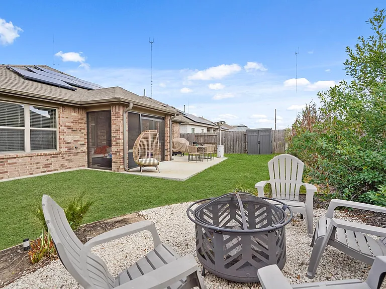 1511 Maple Ridge Dr — Photo 39