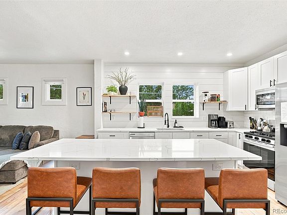 3rd image of 1802 W 39th Avenue
