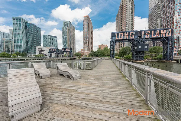 Sold by Modern Spaces | media 13