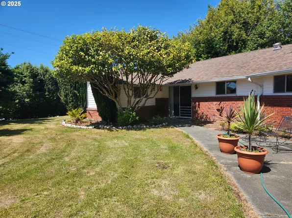 95169 Vista Loop, Gold Beach, OR 97444