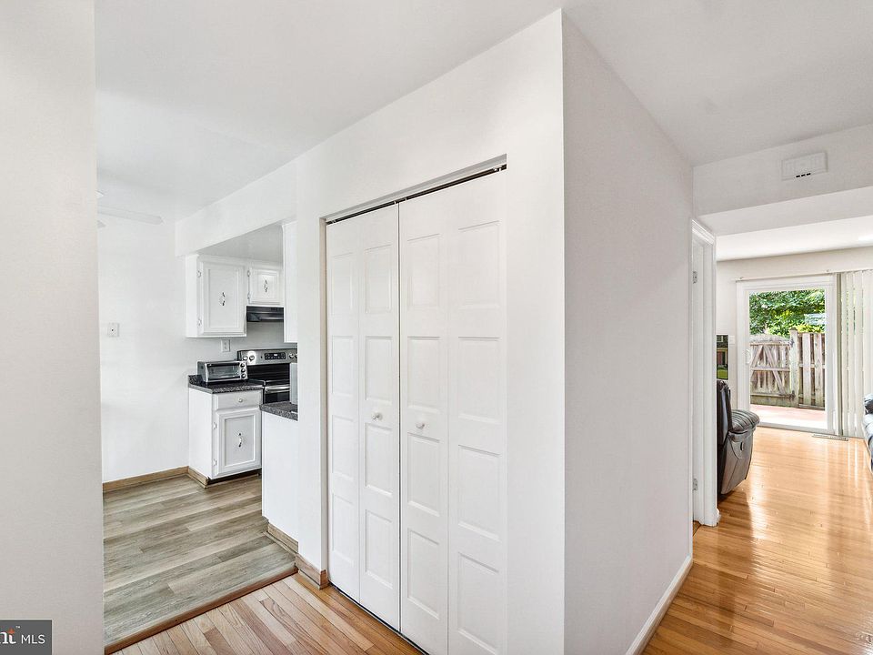 19936 Spur Hill Dr, Gaithersburg, MD 20886 | Zillow