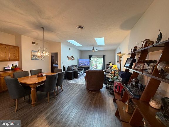 4th image of 2556 Echo Springs Rd