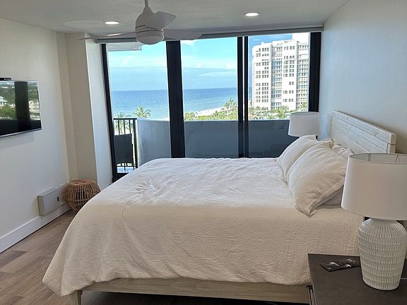4th image of 4005 Gulf Shore Blvd N APT 703