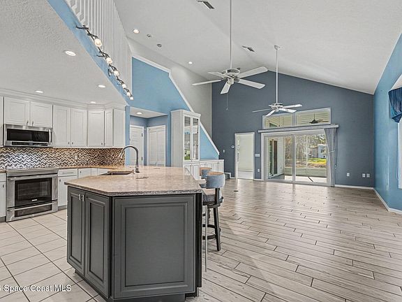 4th image of 505 Fairways Dr #505