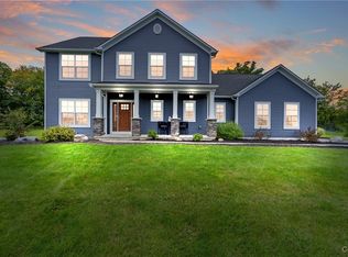 4044 Killarney Ln, Manlius, NY 13104