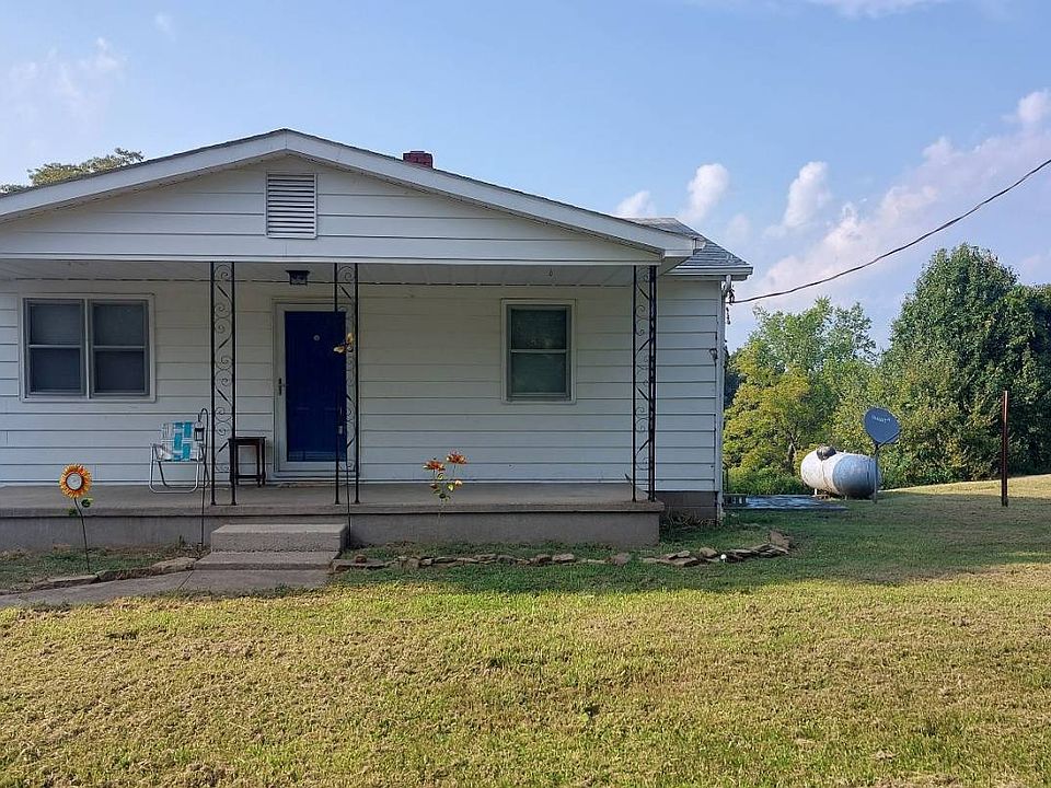 1st image of 7800 Coxs Rd NW