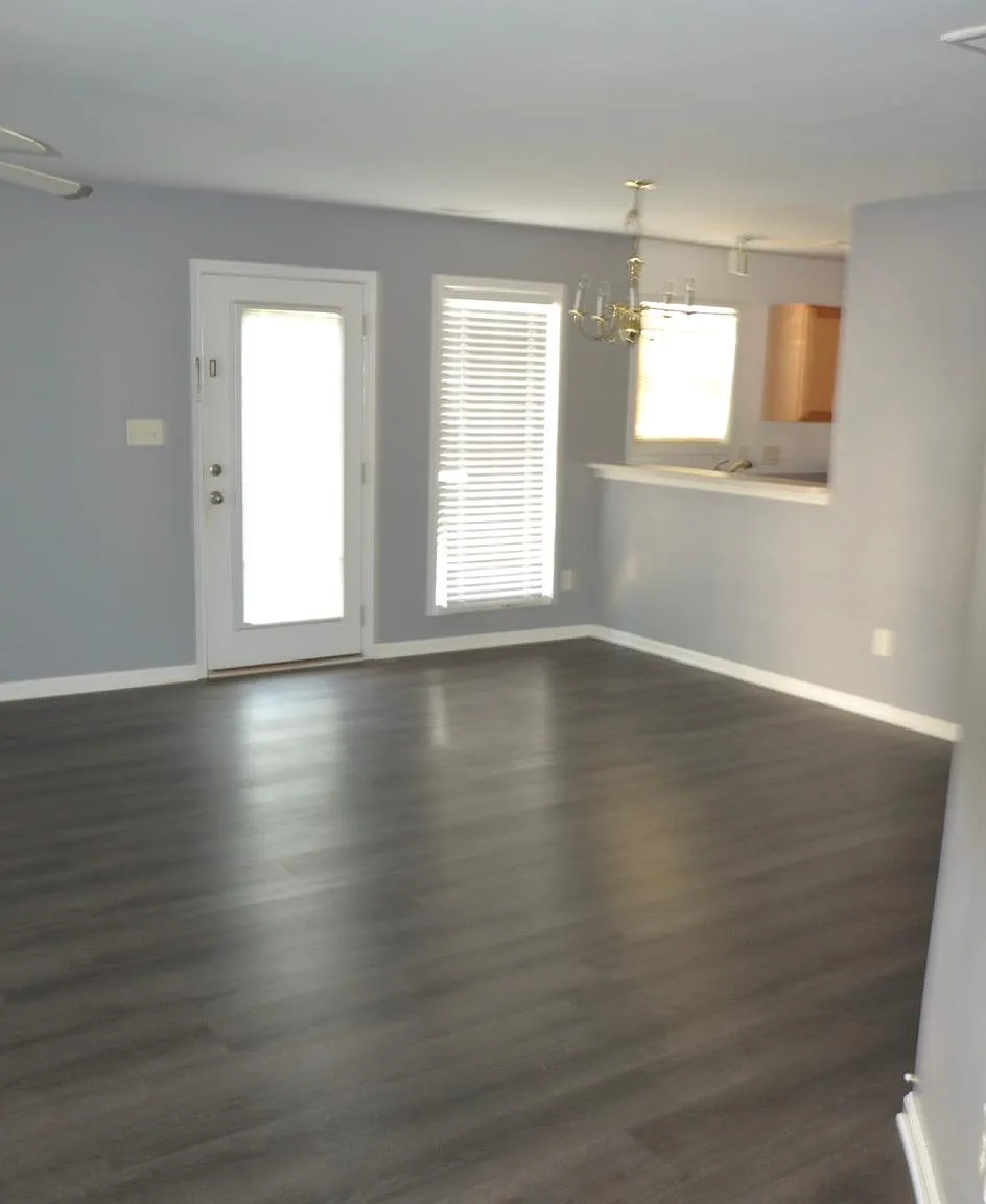 6206 Ginkgo Ln — Photo 2