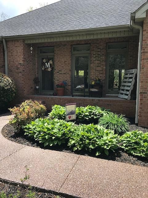 1st image of 232 Applewood Dr