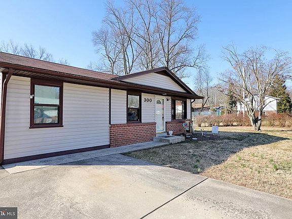 2nd image of 300 Bland Dr