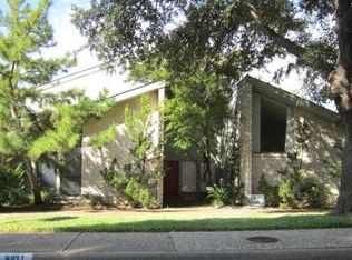 9211 Windcrest Dr, Dallas, TX 75243