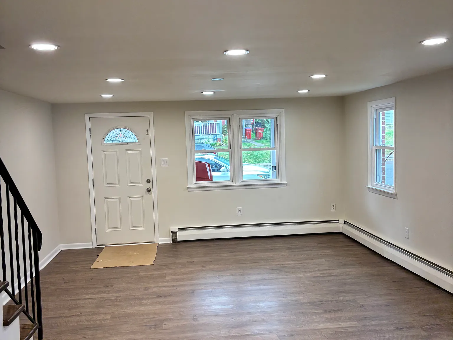 3 bed, 1400 sqft, $2,200 — Photo 4