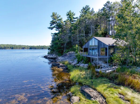 20 Bay Drive, Woolwich, ME 04579