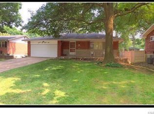 2234 Doran Dr, Saint Louis, MO 63125