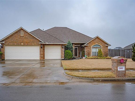 2nd image of 13801 Robinson Ct