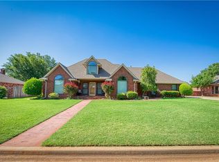 1204 W East Ave, Elk City, OK 73644