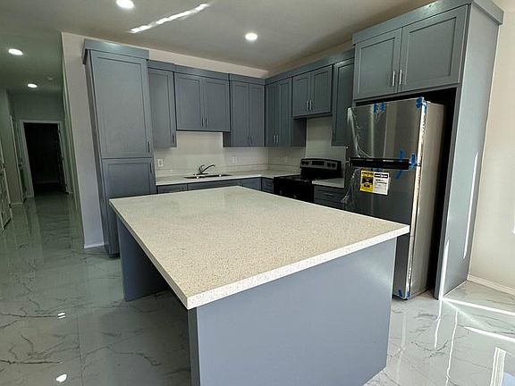 3rd image of 3634 De Los Reyes Dr #B