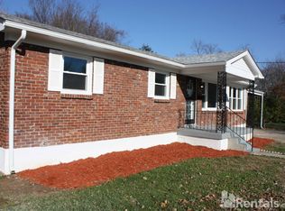 8811 Mapleview Dr, Louisville, KY 40258