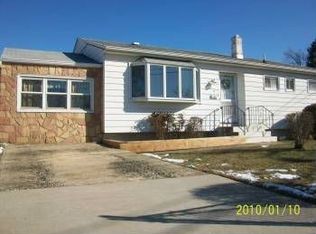 19 Berkshire Rd, Old Bridge, NJ 08857