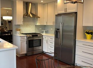 2478 Green Valley Ct, Aurora, IL 60503