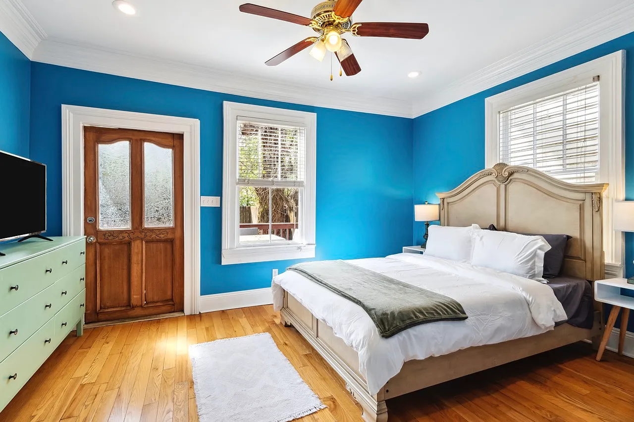 3 bed, $2,750 — Photo 2