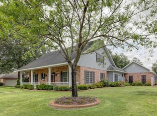 303 Chelsea Dr, Lafayette, LA 70508