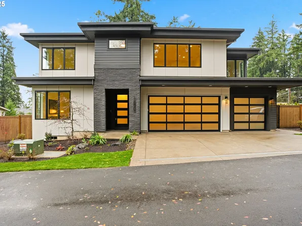 16901 Kara Ln, Lake Oswego, OR 97035