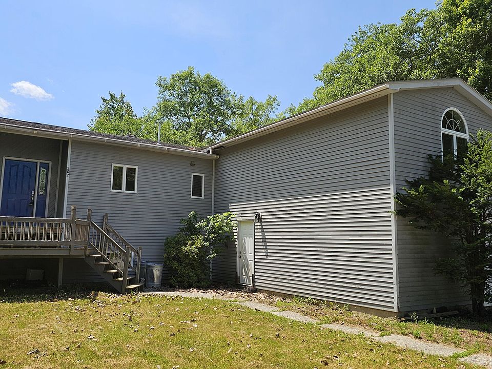 1st image of 202 Stream Road