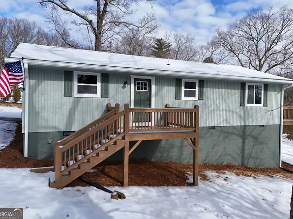 700 Lakeview Cir, Morganton, GA 30560