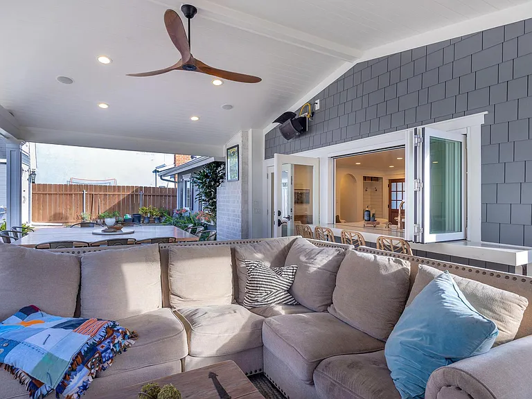 4852 Mount Almagosa Dr — Photo 34