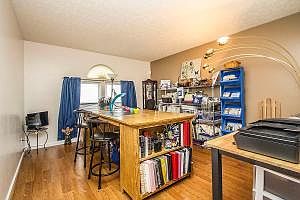 4th image of 399 Oak Breeze Dr
