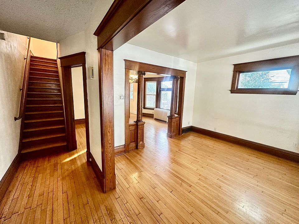 1st image of 1864 Dayton Ave