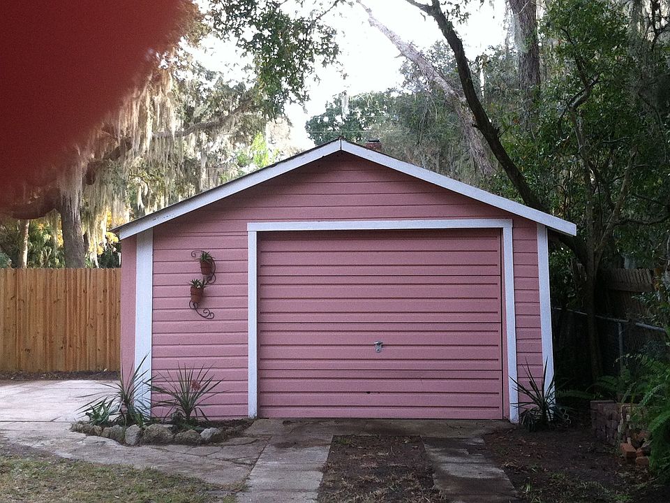 2nd image of 25 Sylvan Dr