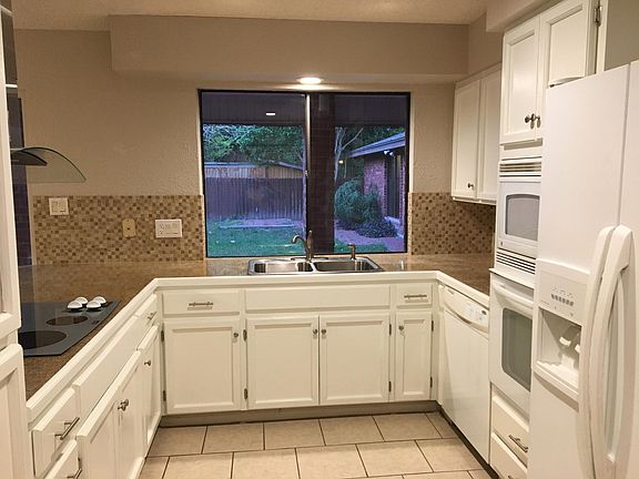 5th image of 1116 Wisteria Ave