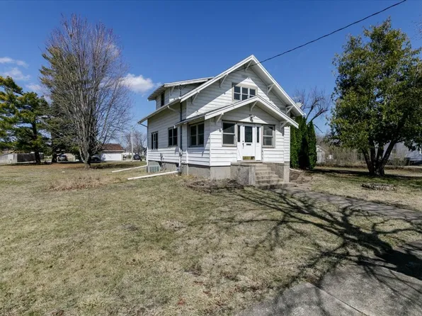 709 E 1st St, Madrid, IA 50156
