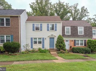 2925 Ellenwood Dr, Fairfax, VA 22031