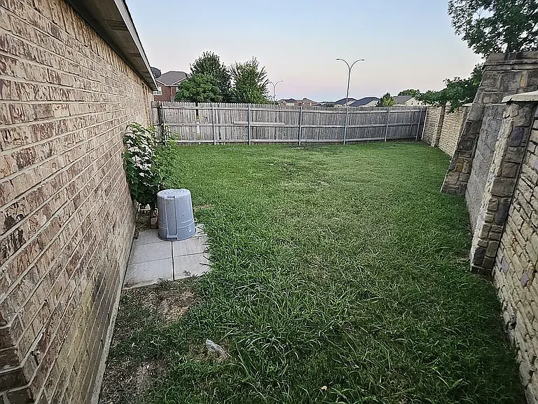 1401 Niagara Falls Ct — Photo 25