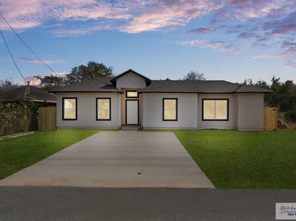 8389 Raul Cavazos Rd, Brownsville, TX 78520