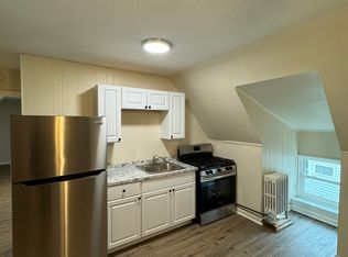 207 Main St #3, Cohoes, NY 12047