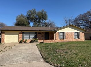 3550 Reeves St, North Richland Hills, TX 76117