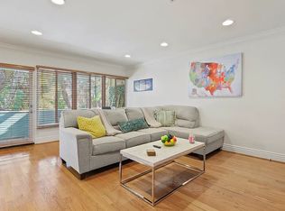 14934 Dickens St #12A-13, Sherman Oaks, CA 91403