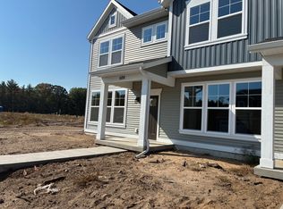 6114 Stahl Dr #16, Spring Lake, MI 49456