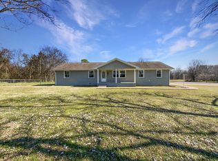 6304 N Clearview Dr, Murfreesboro, TN 37129